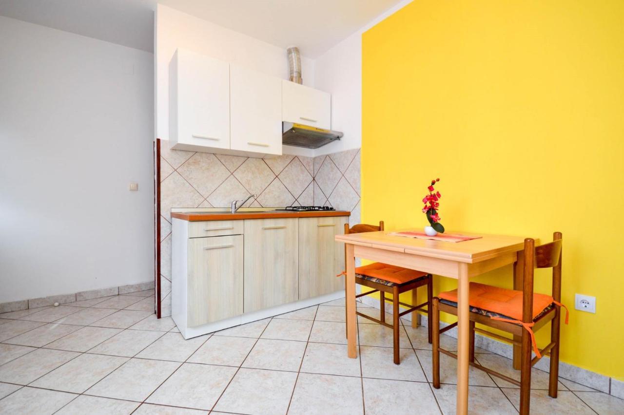 Apartmán Studio In Pula/Istrien 17373 Štinjan Exteriér fotografie